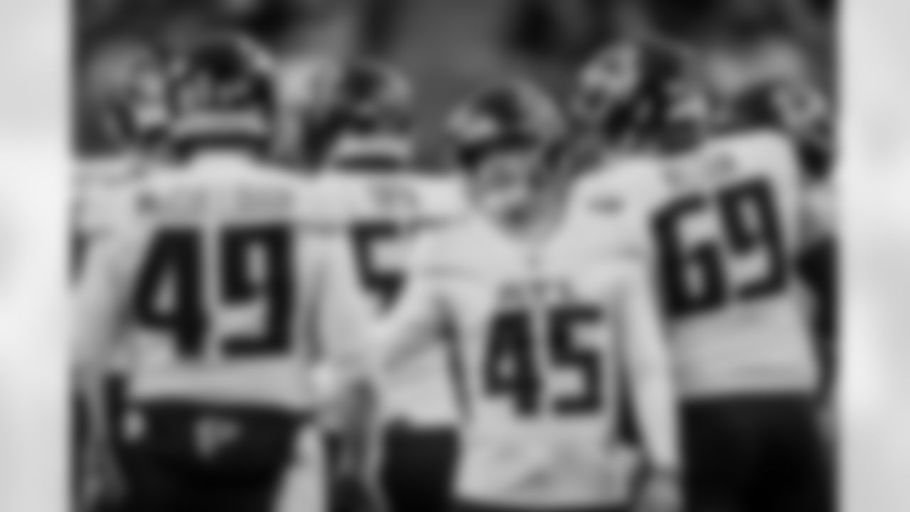 Atlanta Falcons kicker Zane Gonzalez #45 after kicking an extra point during the Week 13 Game against the New York Jets at Metlife Stadium in East Rutherford, New Jersey on Sunday, November 30, 2025. (Photo by Jay Bendlin/Atlanta Falcons)