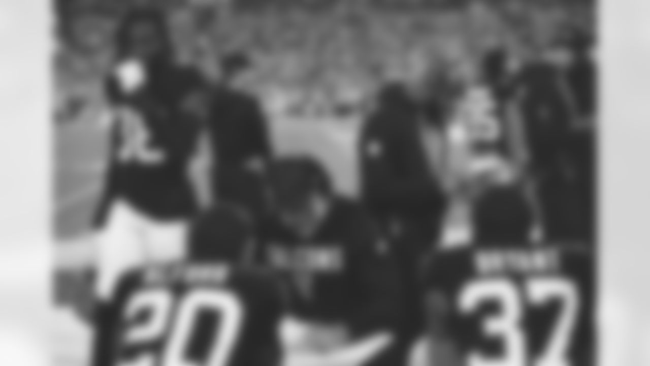 Atlanta Falcons Jeff Ulbrich during the Week 15 Game against the Tampa Bay Buccaneers at Raymond James Stadium in Tampa, Florida on Thursday, December 11, 2025. (Photo by Brandon Magnus/Atlanta Falcons)