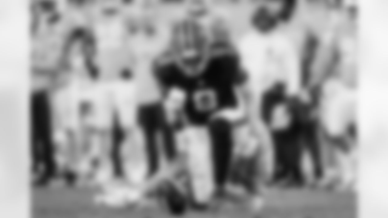 Atlanta Falcons tight end Kyle Pitts Sr. #8 reacts during the Week 15 Game against the Tampa Bay Buccaneers at Raymond James Stadium in Tampa, Florida on Thursday, December 11, 2025. (Photo by Mitch Martin/Atlanta Falcons)