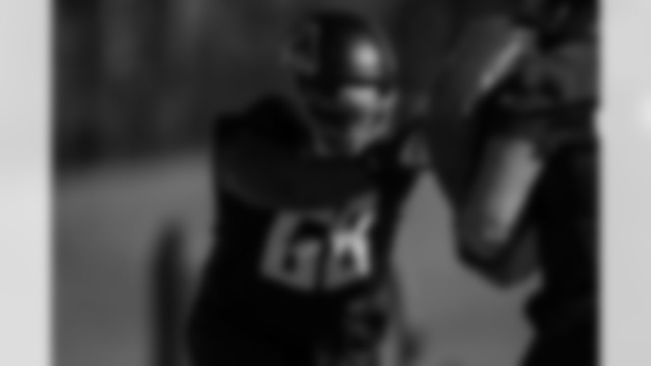 Atlanta Falcons offensive lineman Kyle Hinton #68 during practice at Atlanta Falcons Training Facility in Flowery Branch, Georgia, on Thursday, January 1, 2026. (Photo by Taylor McLaughlin/Atlanta Falcons)