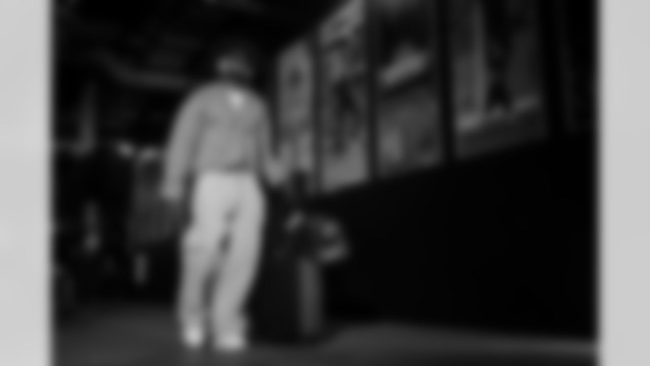 Atlanta Falcons safety Jordan Fuller #29 arrives before the Week 9 Game against the New England Patriots at Gillette Stadium in Foxborough, Massachusetts on Sunday, November 2, 2025. (Photo by Jay Bendlin/Atlanta Falcons)