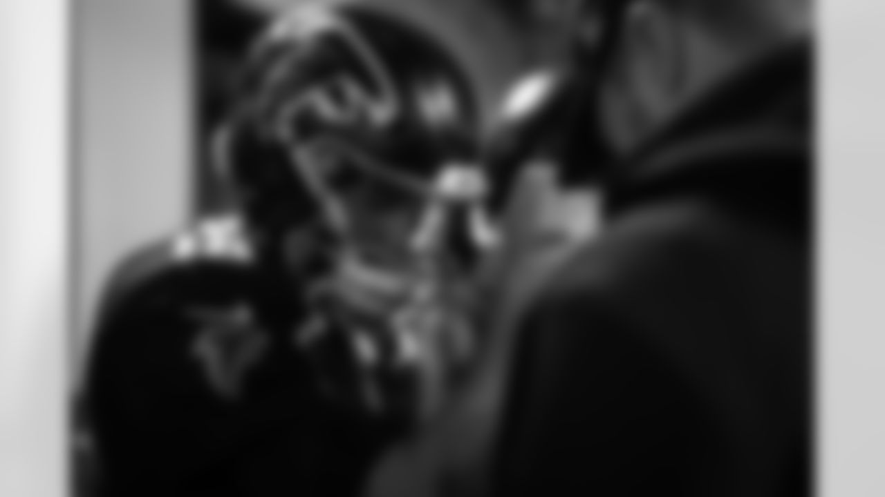 Atlanta Falcons quarterback Kirk Cousins #18 prior to the Week 16 Game against the Arizona Cardinals at State Farm Stadium in Glendale, Arizona on Sunday, December 21, 2025. (Photo by Jay Bendlin/Atlanta Falcons)