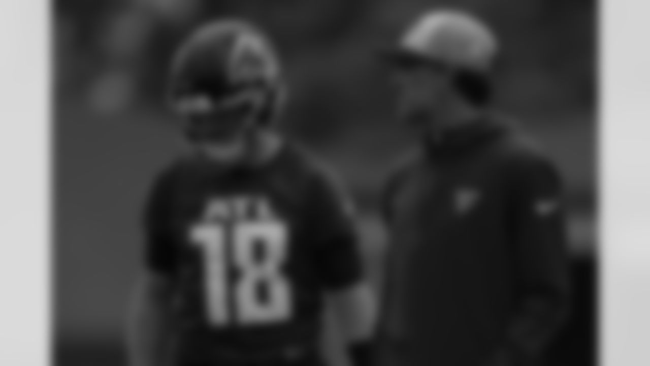 Atlanta Falcons quarterback Kirk Cousins #18 and Atlanta Falcons offensive coordinator Zac Robinson during practice at Atlanta Falcons Training Facility in Flowery Branch, Georgia, on Thursday, September 12, 2024. (Photo by Jay Bendlin/Atlanta Falcons)