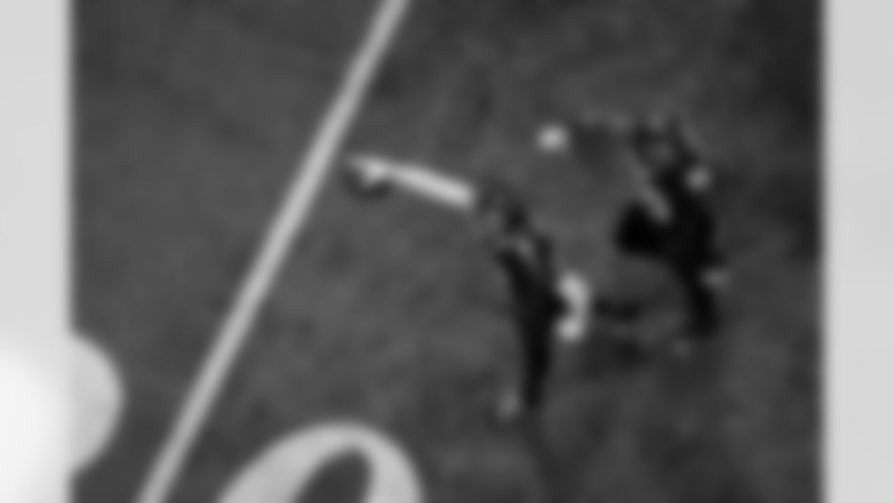 Atlanta Falcons tight end Kyle Pitts Sr. #8 reacts after a first down catch during the Week 18 Game against the New Orleans Saints at Mercedes-Benz Stadium in Atlanta, Georgia on Sunday, January 4, 2026. (Photo by Taylor McLaughlin/Atlanta Falcons)