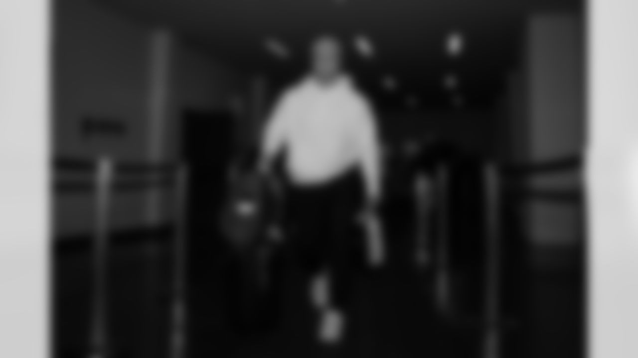 Atlanta Falcons inside linebacker JD Bertrand #40 arrives before the Week 10 Game against the Indianapolis Colts at Olympic Stadium in Berlin, Germany on Sunday, November 9, 2025. (Photo by Brandon Magnus/Atlanta Falcons)