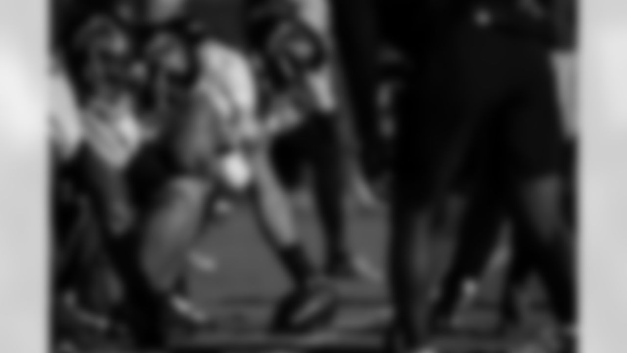 Atlanta Falcons offensive lineman Ryan Neuzil #64 during practice at Atlanta Falcons Training Facility in Flowery Branch, Georgia, on Wednesday, November 5, 2025. (Photo by Jay Bendlin/Atlanta Falcons)