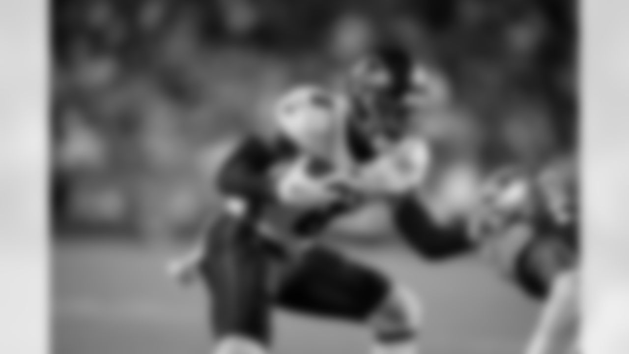 Atlanta Falcons tight end Kyle Pitts Sr. #8 during the Week 7 Game against the San Francisco 49ers at Levi's Stadium in Santa Clara, California on Sunday, October 19, 2025. (Photo by Taylor McLaughlin/Atlanta Falcons)