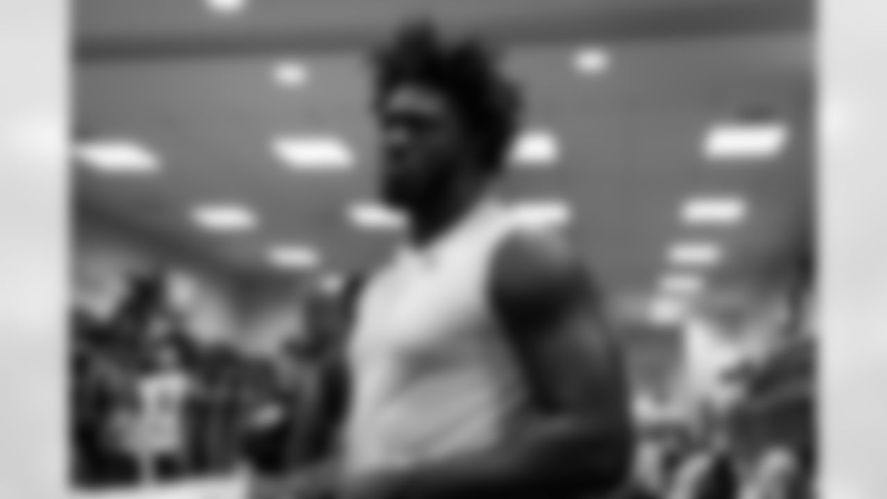 Atlanta Falcons edge rusher Jalon Walker #11 in the locker room before the Week 13 Game against the New York Jets at Metlife Stadium in East Rutherford, New Jersey on Sunday, November 30, 2025. (Photo by Jay Bendlin/Atlanta Falcons)