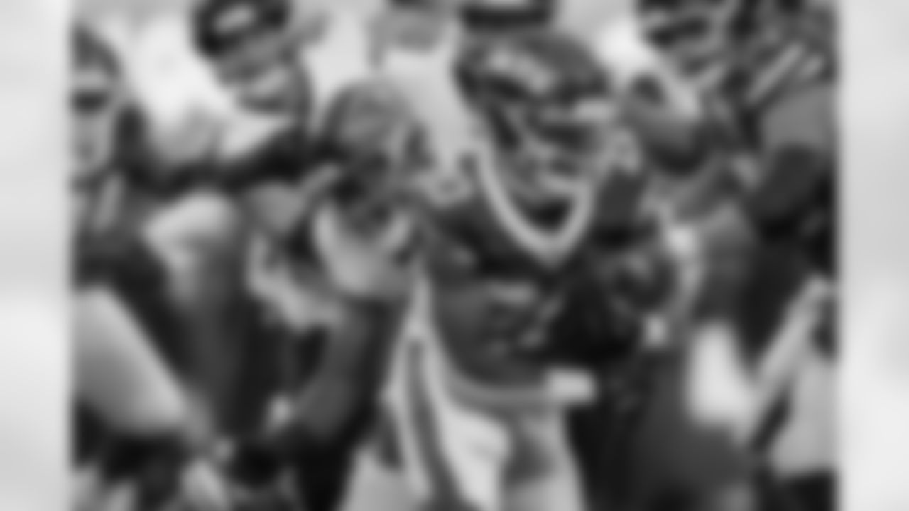 Atlanta Falcons outside linebacker Divine Deablo #0 makes a tackle during the Week 13 Game against the New York Jets at Metlife Stadium in East Rutherford, New Jersey on Sunday, November 30, 2025. (Photo by Jay Bendlin/Atlanta Falcons)