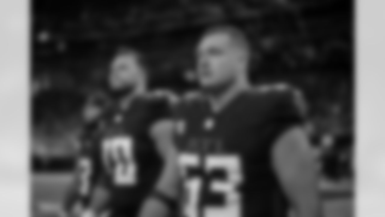 Atlanta Falcons guard Chris Lindstrom #63 walks out to the Coin Toss before the Week 8 Game against the Miami Dolphins at Mercedes-Benz Stadium in Atlanta, Georgia on Sunday, October 26, 2025. (Photo by Brandon Magnus/Atlanta Falcons)