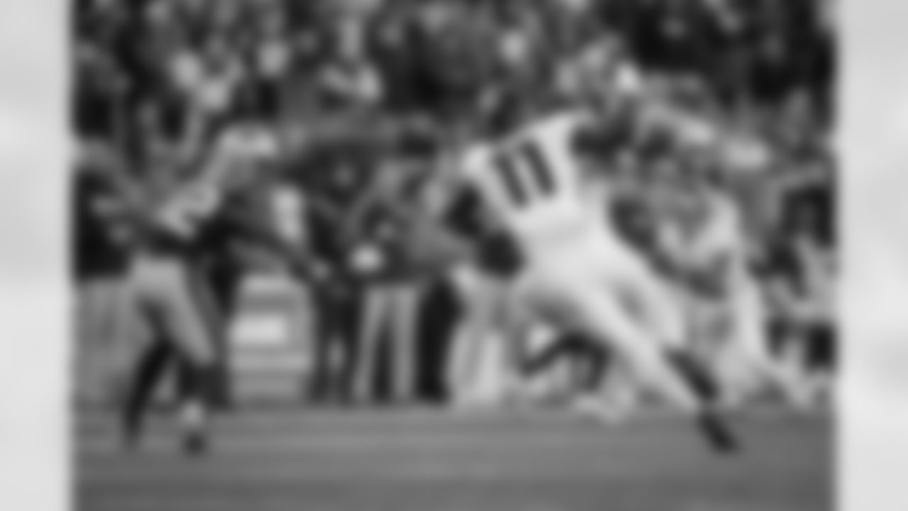 Atlanta Falcons edge rusher Jalon Walker #11 breaks up a pass during the fourth quarter of the Week 9 Game against the New England Patriots at Gillette Stadium in Foxborough, Massachusetts on Sunday, November 2, 2025. (Photo by Taylor McLaughlin/Atlanta Falcons)