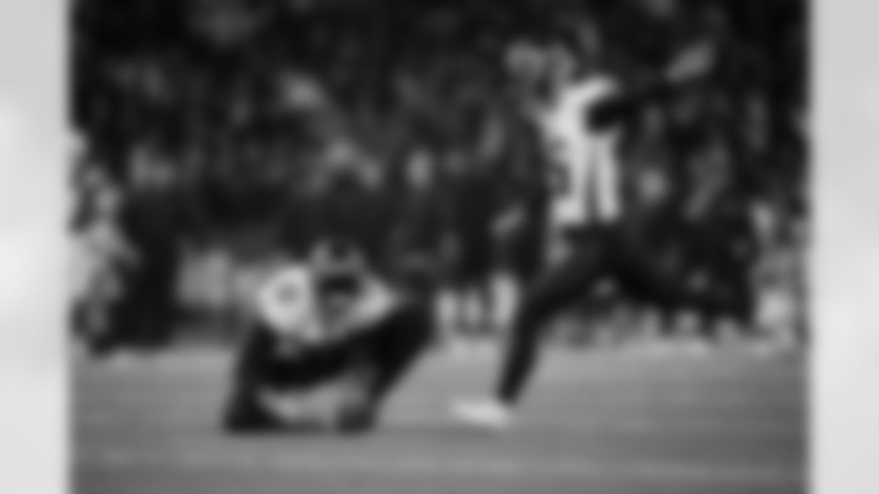 Atlanta Falcons kicker Zane Gonzalez #45 during the Week 10 Game against the Indianapolis Colts at Olympic Stadium in Berlin, Germany on Sunday, November 9, 2025. (Photo by Jay Bendlin/Atlanta Falcons)