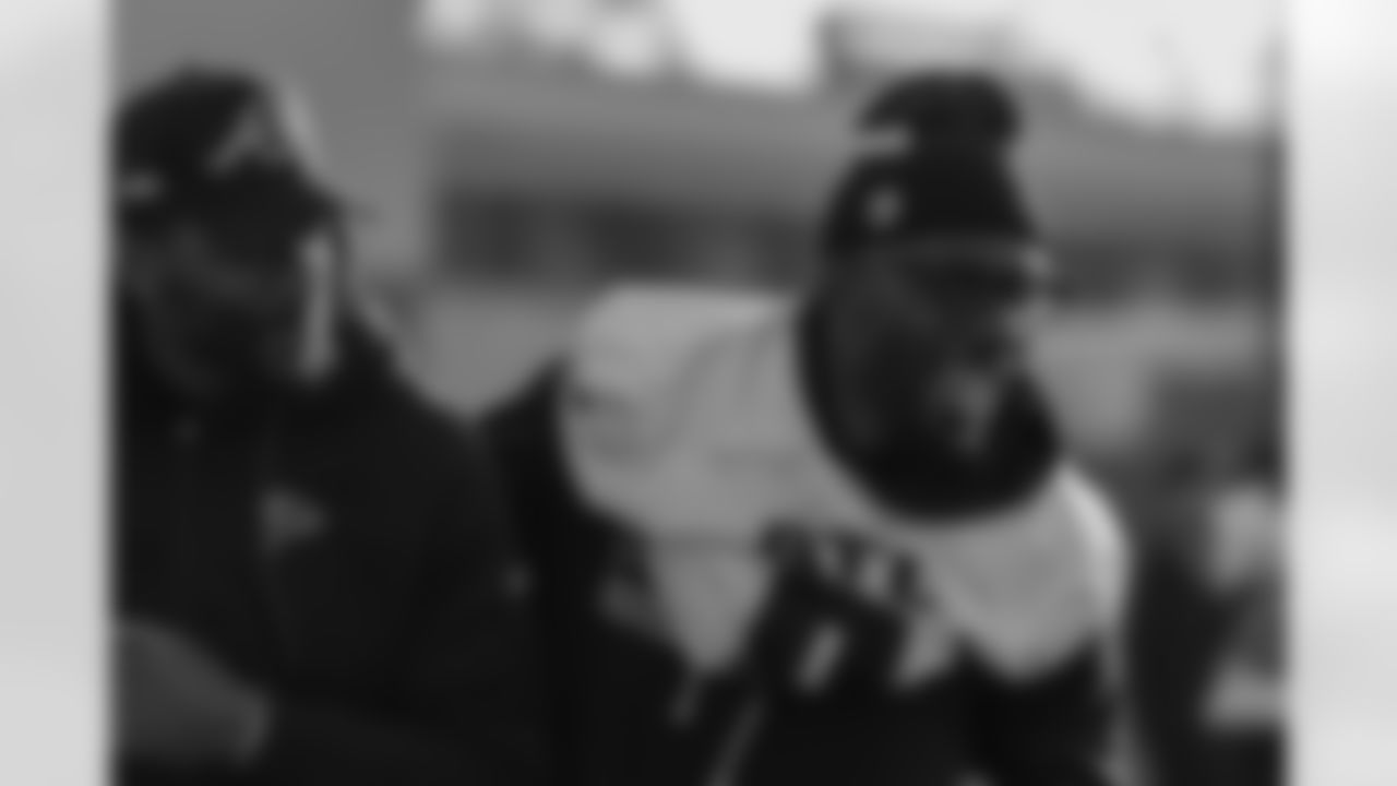 Atlanta Falcons tight end Kyle Pitts Sr. #8 during practice at the FC Union Berlin Training Facility in Berlin, Germany on Friday, November 7, 2025. (Photo by Taylor McLaughlin/Atlanta Falcons)