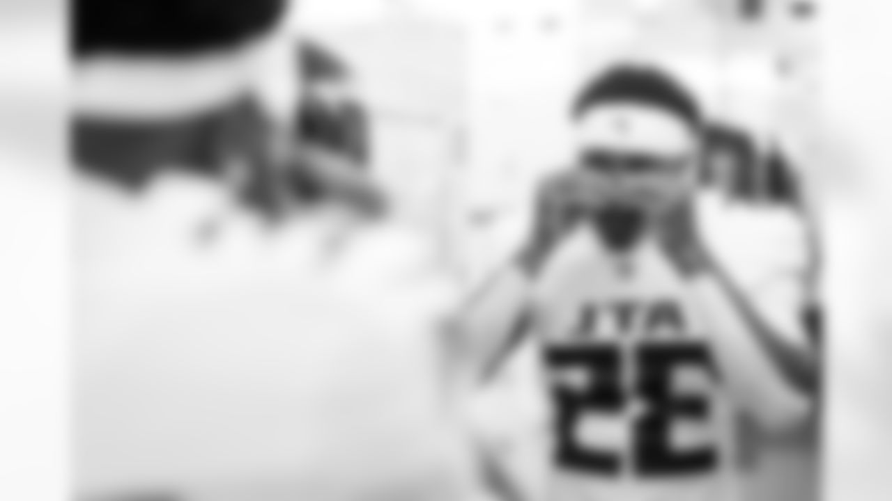 Atlanta Falcons cornerback Natrone Brooks #35 prepares in the locker room before the Week 3 Game against the Carolina Panthers at Bank of America Stadium in Charlotte, N.C. on Sunday, September 21, 2025. (Photo by Jay Bendlin/Atlanta Falcons)