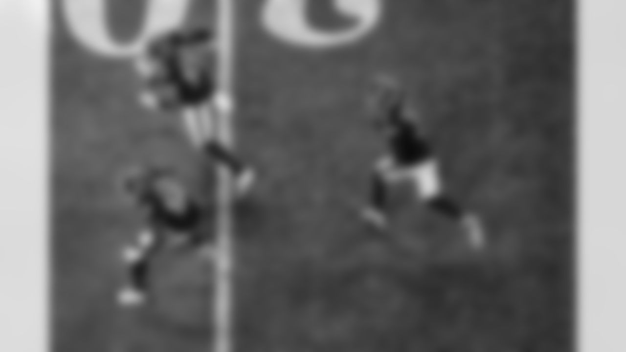 Atlanta Falcons safety Jessie Bates III #3 gets an interception for a touchdown during the Week 17 Game against the Los Angeles Rams at Mercedes-Benz Stadium in Atlanta, Georgia on Monday, December 29, 2025. (Photo by Jay Bendlin/Atlanta Falcons)