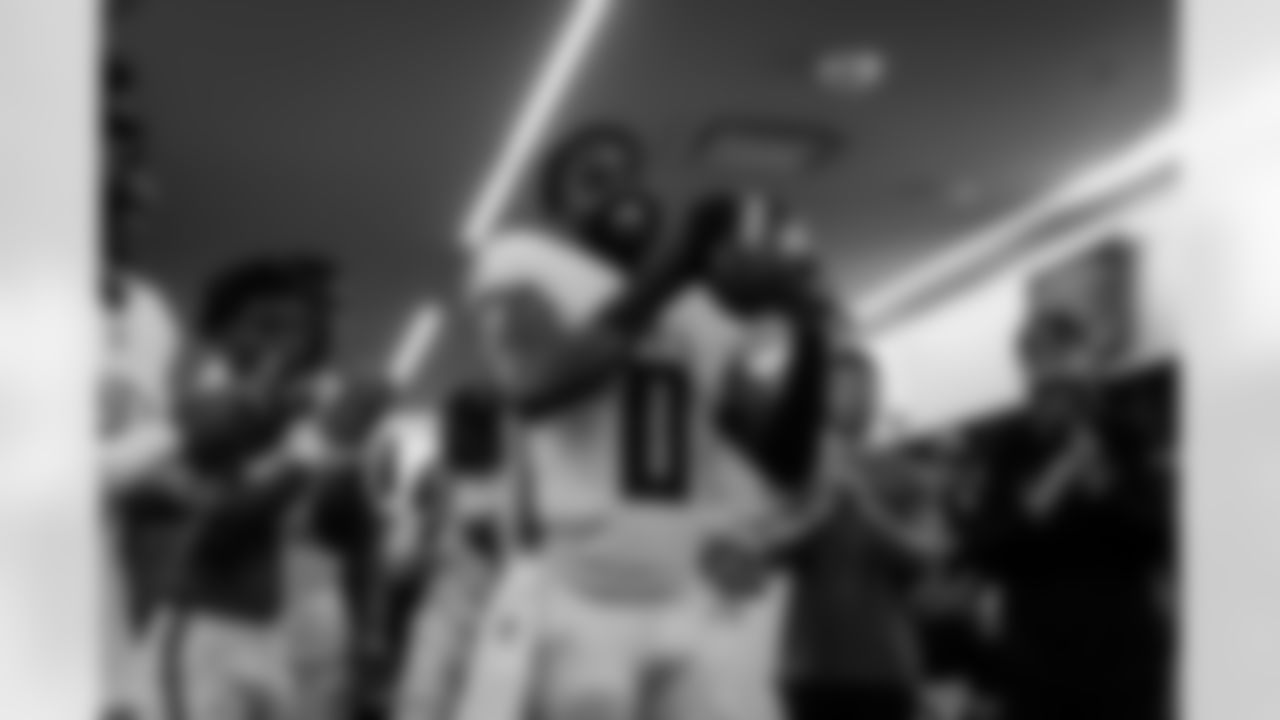 Atlanta Falcons outside linebacker Divine Deablo #0 receives the game ball after the Week 12 Game against the New Orleans Saints at Caesars Superdome in New Orleans, Louisiana on Sunday, November 23, 2025. (Photo by Jay Bendlin/Atlanta Falcons)