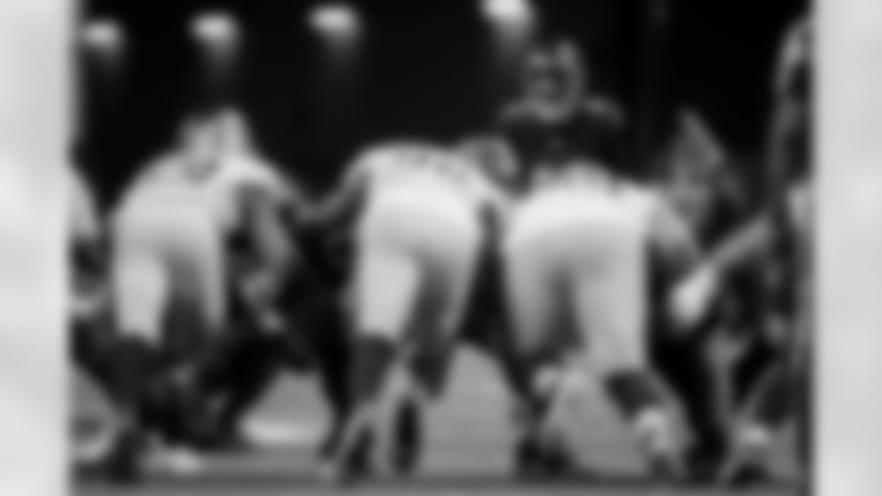 Atlanta Falcons kicker Zane Gonzalez #45 attempts a field goal during the Week 18 Game against the New Orleans Saints at Mercedes-Benz Stadium in Atlanta, Georgia on Sunday, January 4, 2026. (Photo by Matthew Grimes/Atlanta Falcons)