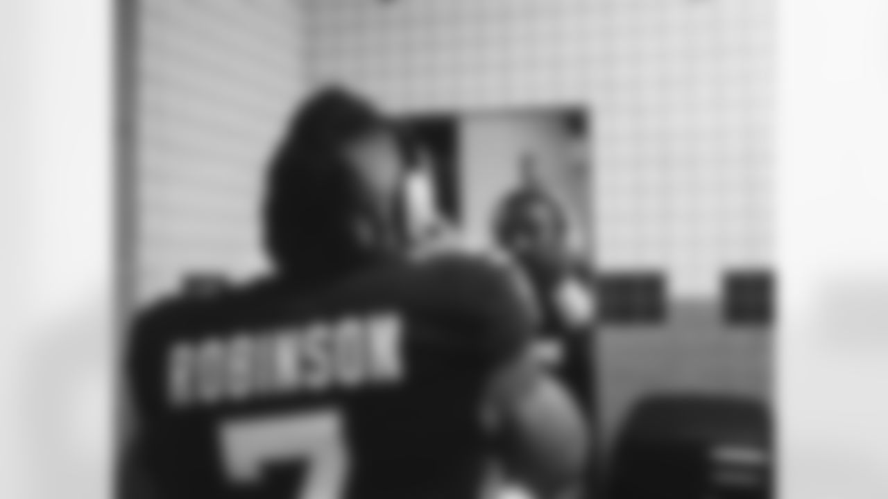 Atlanta Falcons running back Bijan Robinson #7 in the locker room during the Week 15 Game against the Tampa Bay Buccaneers at Raymond James Stadium in Tampa, Florida on Thursday, December 11, 2025. (Photo by Brandon Magnus/Atlanta Falcons)