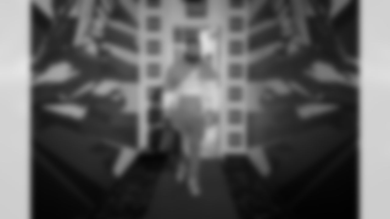 Atlanta Falcons offensive lineman Ryan Neuzil #64 arrives before the Week 18 Game against the New Orleans Saints at Mercedes-Benz Stadium in Atlanta, Georgia on Sunday, January 4, 2026. (Photo by Jay Bendlin/Atlanta Falcons)