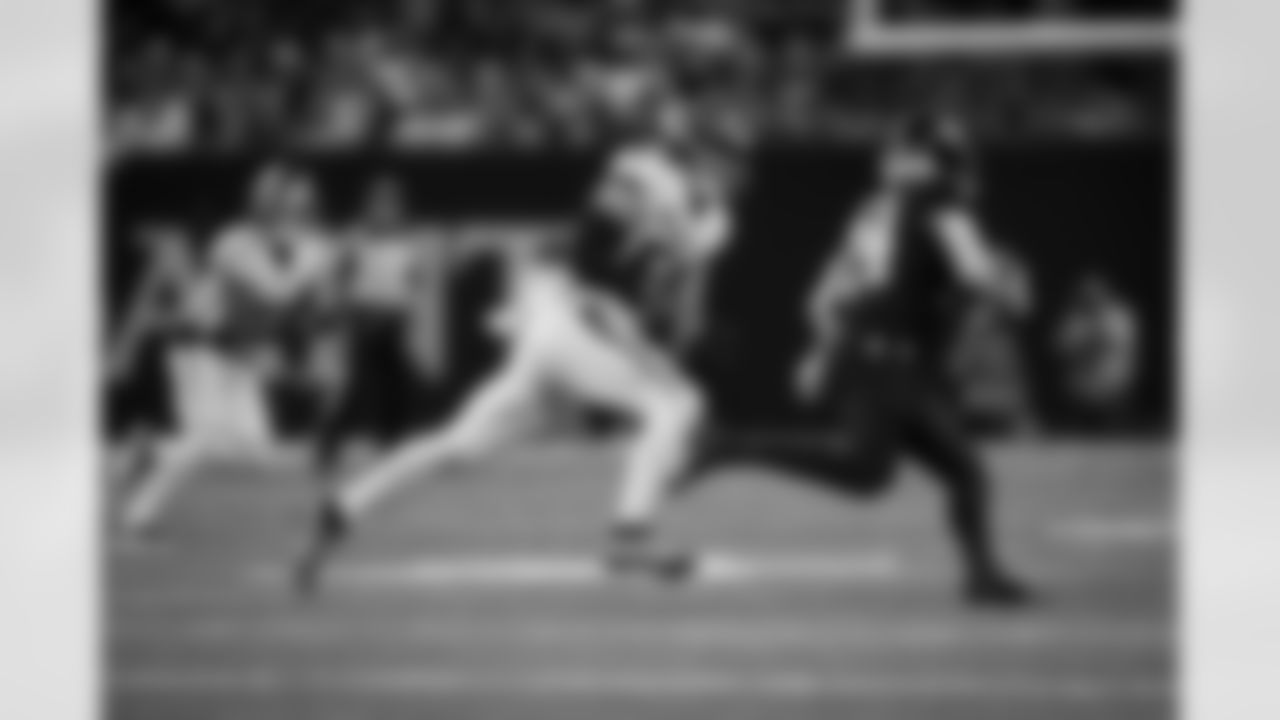 Atlanta Falcons inside linebacker Kaden Elliss #55 chases down for a tackle during the Week 12 Game against the New Orleans Saints at Caesars Superdome in New Orleans, Louisiana on Sunday, November 23, 2025. (Photo by Jay Bendlin/Atlanta Falcons)