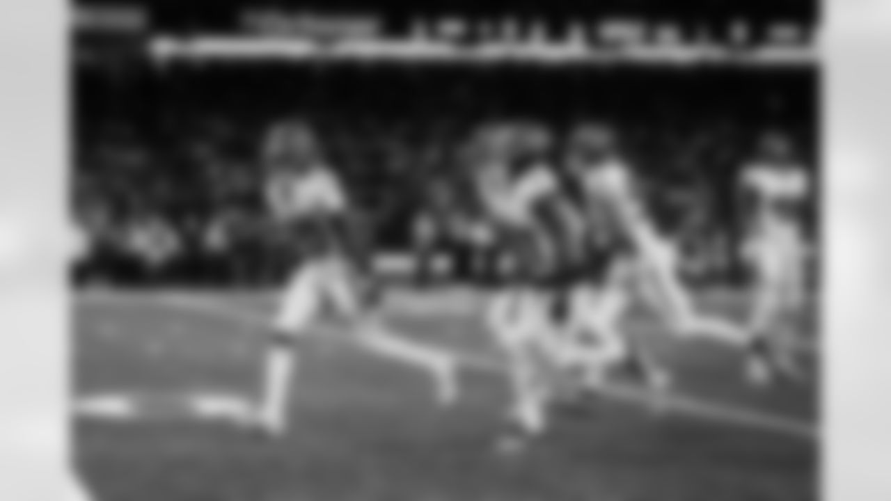 Atlanta Falcons cornerback Dee Alford #20 celebrates with teammates after recovering a fumble during the Week 12 Game against the New Orleans Saints at Caesars Superdome in New Orleans, Louisiana on Sunday, November 23, 2025. (Photo by Jay Bendlin/Atlanta Falcons)