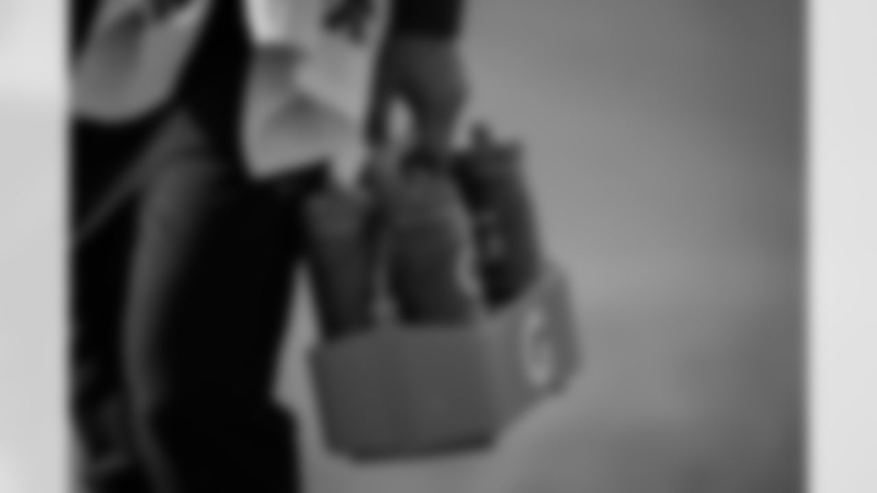 A Gatorade bottle during practice at Atlanta Falcons Training Facility in Flowery Branch, Georgia, on Thursday, November 13, 2025. (Photo by Taylor McLaughlin/Atlanta Falcons)