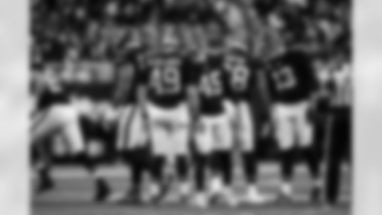 Atlanta Falcons kicker Zane Gonzalez #45 kicks a field goal during the Week 17 Game against the Los Angeles Rams at Mercedes-Benz Stadium in Atlanta, Georgia on Monday, December 29, 2025. (Photo by AJ Reynolds/Atlanta Falcons)