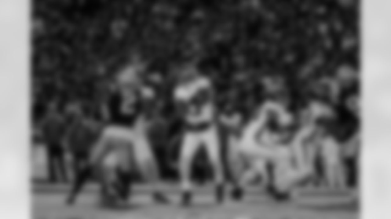 Atlanta Falcons quarterback Michael Penix Jr. #9 throws a pass during the first half of the Week 9 Game against the New England Patriots at Gillette Stadium in Foxborough, Massachusetts on Sunday, November 2, 2025. (Photo by Taylor McLaughlin/Atlanta Falcons)