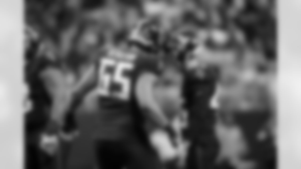 Atlanta Falcons kicker Zane Gonzalez #45 kicks a field goal during the Week 18 Game against the New Orleans Saints at Mercedes-Benz Stadium in Atlanta, Georgia on Sunday, January 4, 2026. (Photo by Brandon Magnus/Atlanta Falcons)