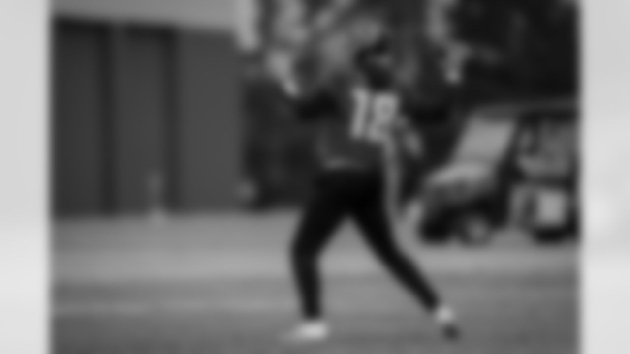 Atlanta Falcons quarterback Kirk Cousins #18 during practice at Atlanta Falcons Training Facility in Flowery Branch, Georgia, on Thursday, December 4, 2025. (Photo by Taylor McLaughlin/Atlanta Falcons)