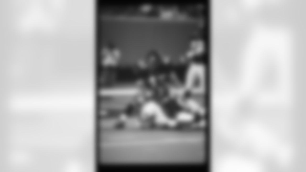 Atlanta Falcons linebacker Ruffin Hamilton #54 during the preseason game in Atlanta against the Tampa Bay Buccaneers on August 9, 1997. (Photo by Jimmy Cribb)