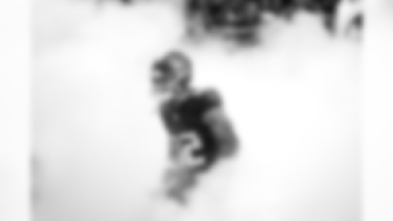 Atlanta Falcons wide receiver Casey Washington #82  during the Week 1 Game against the Tampa Bay Buccaneers at Mercedes-Benz Stadium in Atlanta, Georgia on Sunday, September 7, 2025. (Photo by Joshua Lavallee/Atlanta Falcons)