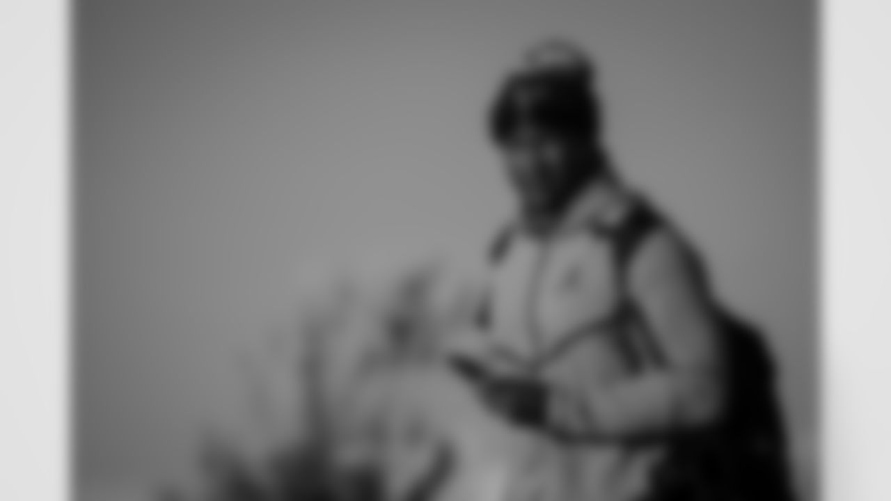 Atlanta Falcons defensive tackle Brandon Dorlus #54 boards the plane at Hartsfield-Jackson International Airport in Atlanta, Ga. on Saturday, November 22, 2025. (Photo by Jay Bendlin/Atlanta Falcons)