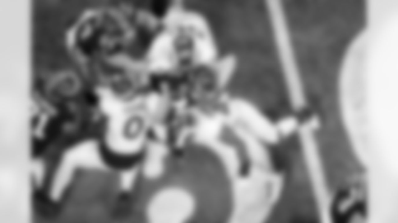 Atlanta Falcons running back Tyler Allgeier #25 runs the ball during the Week 17 Game against the Los Angeles Rams at Mercedes-Benz Stadium in Atlanta, Georgia on Monday, December 29, 2025. (Photo by Kevin Liles/Atlanta Falcons)