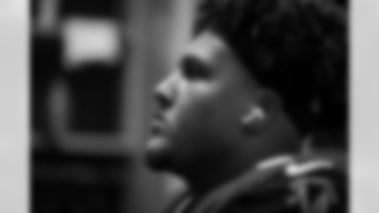 Atlanta Falcons offensive lineman Matthew Bergeron #65 in the locker room during the Week 15 Game against the Tampa Bay Buccaneers at Raymond James Stadium in Tampa, Florida on Thursday, December 11, 2025. (Photo by Jay Bendlin/Atlanta Falcons)