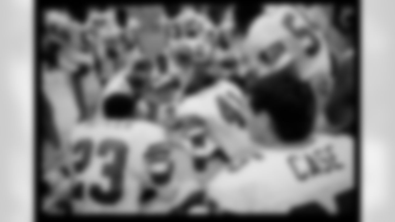 Photograph from the Falcons game vs the Los Angeles Rams on September 10, 1989.