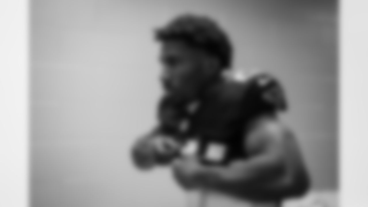 Atlanta Falcons cornerback Dee Alford #20 in the locker room prior to the Week 16 Game against the Arizona Cardinals at State Farm Stadium in Glendale, Arizona on Sunday, December 21, 2025. (Photo by Jay Bendlin/Atlanta Falcons)