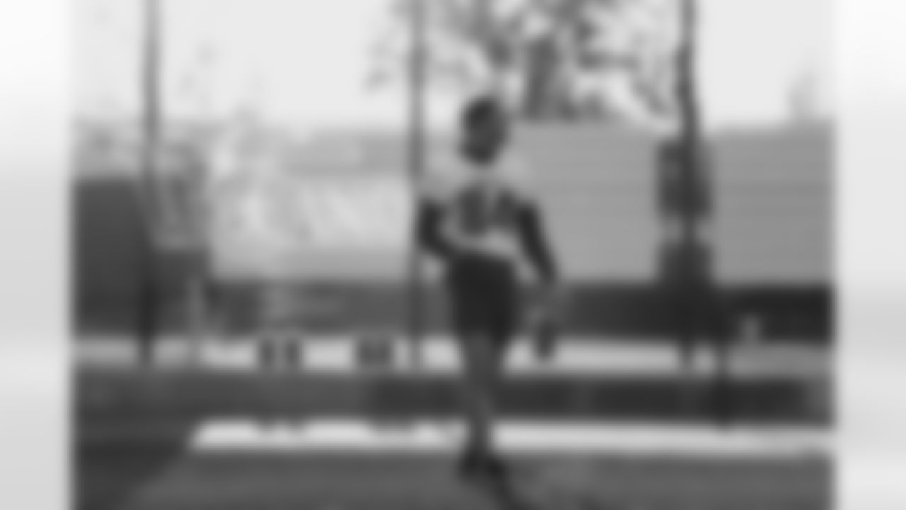 Atlanta Falcons tight end Feleipe Franks #84 during practice at the FC Union Berlin Training Facility in Berlin, Germany on Friday, November 7, 2025. (Photo by Taylor McLaughlin/Atlanta Falcons)