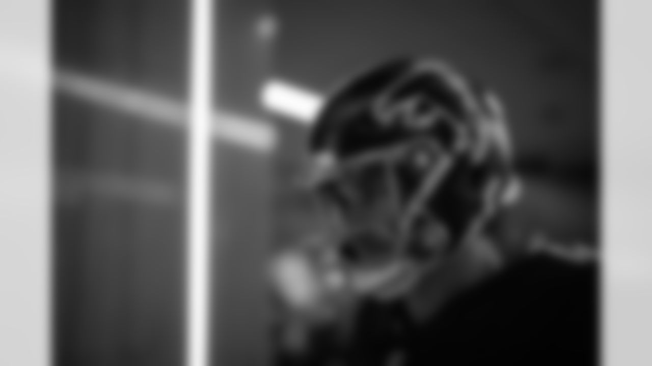 Atlanta Falcons quarterback Kirk Cousins #18 in the locker room before the Week 18 Game against the New Orleans Saints at Mercedes-Benz Stadium in Atlanta, Georgia on Sunday, January 4, 2026. (Photo by Brandon Magnus/Atlanta Falcons)