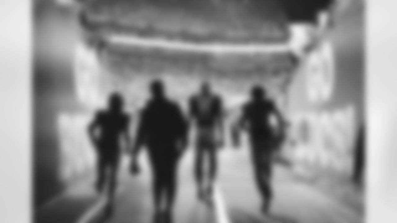 Atlanta Falcons tight end Kyle Pitts Sr. #8 during the Week 15 Game against the Tampa Bay Buccaneers at Raymond James Stadium in Tampa, Florida on Thursday, December 11, 2025. (Photo by Brandon Magnus/Atlanta Falcons)