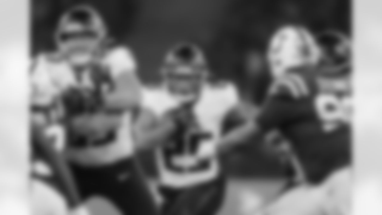 Atlanta Falcons running back Tyler Allgeier #25 during the Week 10 Game against the Indianapolis Colts at Olympic Stadium in Berlin, Germany on Sunday, November 9, 2025. (Photo by Brandon Magnus/Atlanta Falcons)