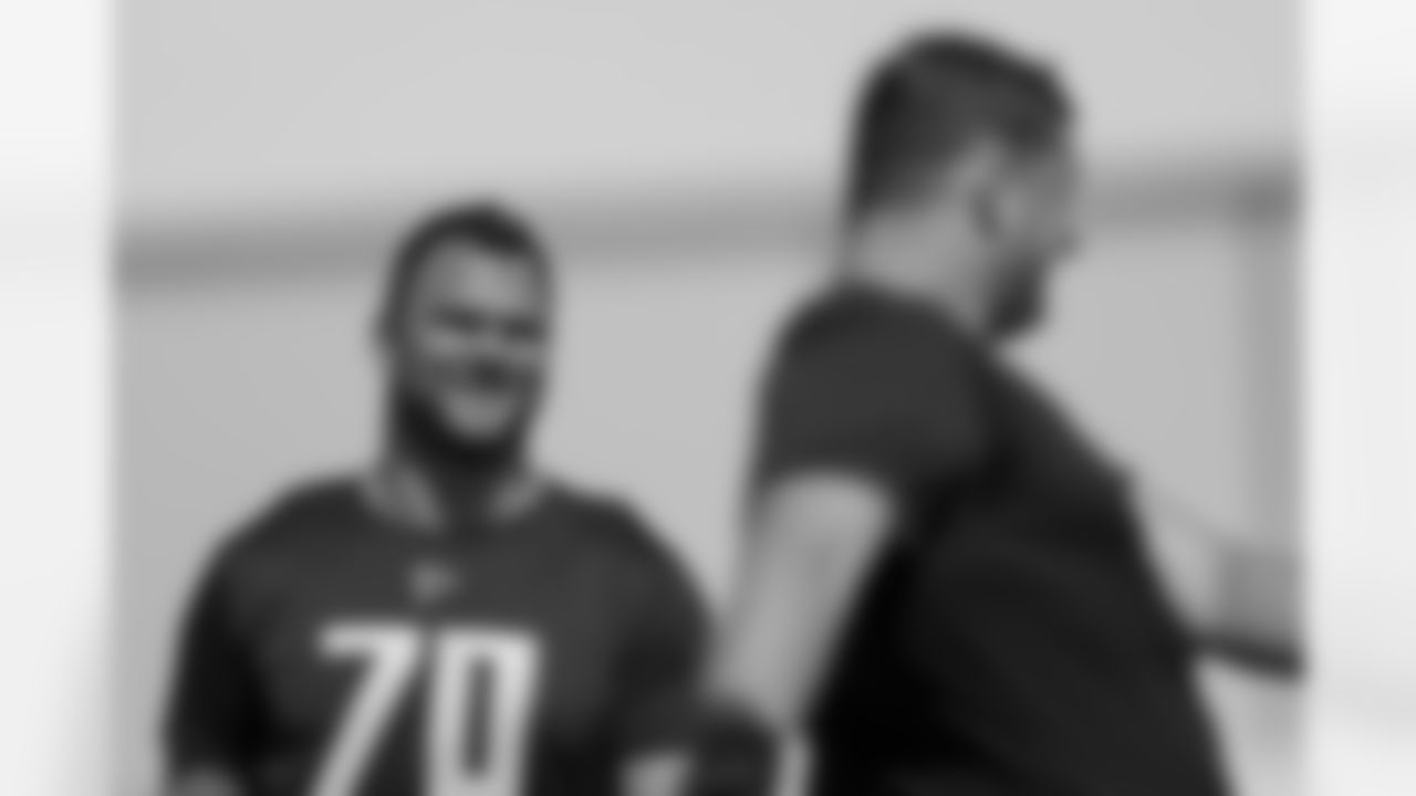 Atlanta Falcons tackle Jake Matthews #70 during a Phase two practice at Atlanta Falcons Training Facility in Flowery Branch, Georgia, on Thursday, May 22, 2025. (Photo by Shanna Lockwood/Atlanta Falcons)