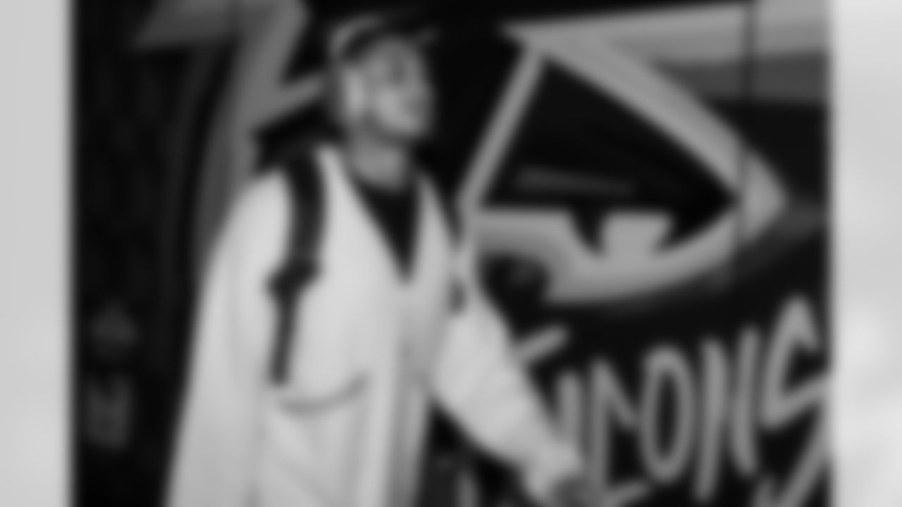 Atlanta Falcons safety Xavier Watts #31 arrives prior to the Week 10 Game against the Indianapolis Colts at Olympic Stadium in Berlin, Germany on Sunday, November 9, 2025. (Photo by Taylor McLaughlin/Atlanta Falcons)