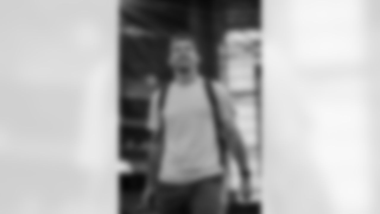 Atlanta Falcons offensive assistant coach Patrick Kramer arrives before the Week 16 Game against the Arizona Cardinals at State Farm Stadium in Glendale, Arizona on Sunday, December 21, 2025. (Photo by Taylor McLaughlin/Atlanta Falcons)