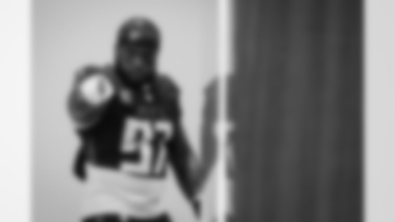 Atlanta Falcons defensive lineman Grady Jarrett #97 in the locker room before the Week 1 Game against the Pittsburgh Steelers at Mercedes-Benz Stadium in Atlanta, Georgia on Sunday, September 8, 2024. (Photo by Shanna Lockwood/Atlanta Falcons)
