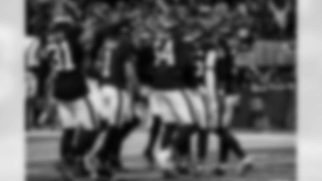 Atlanta Falcons defensive players celebrate after Atlanta Falcons safety Jessie Bates III #3 scores a pick six during the Week 17 Game against the Los Angeles Rams at Mercedes-Benz Stadium in Atlanta, Georgia on Monday, December 29, 2025. (Photo by AJ Reynolds/Atlanta Falcons)