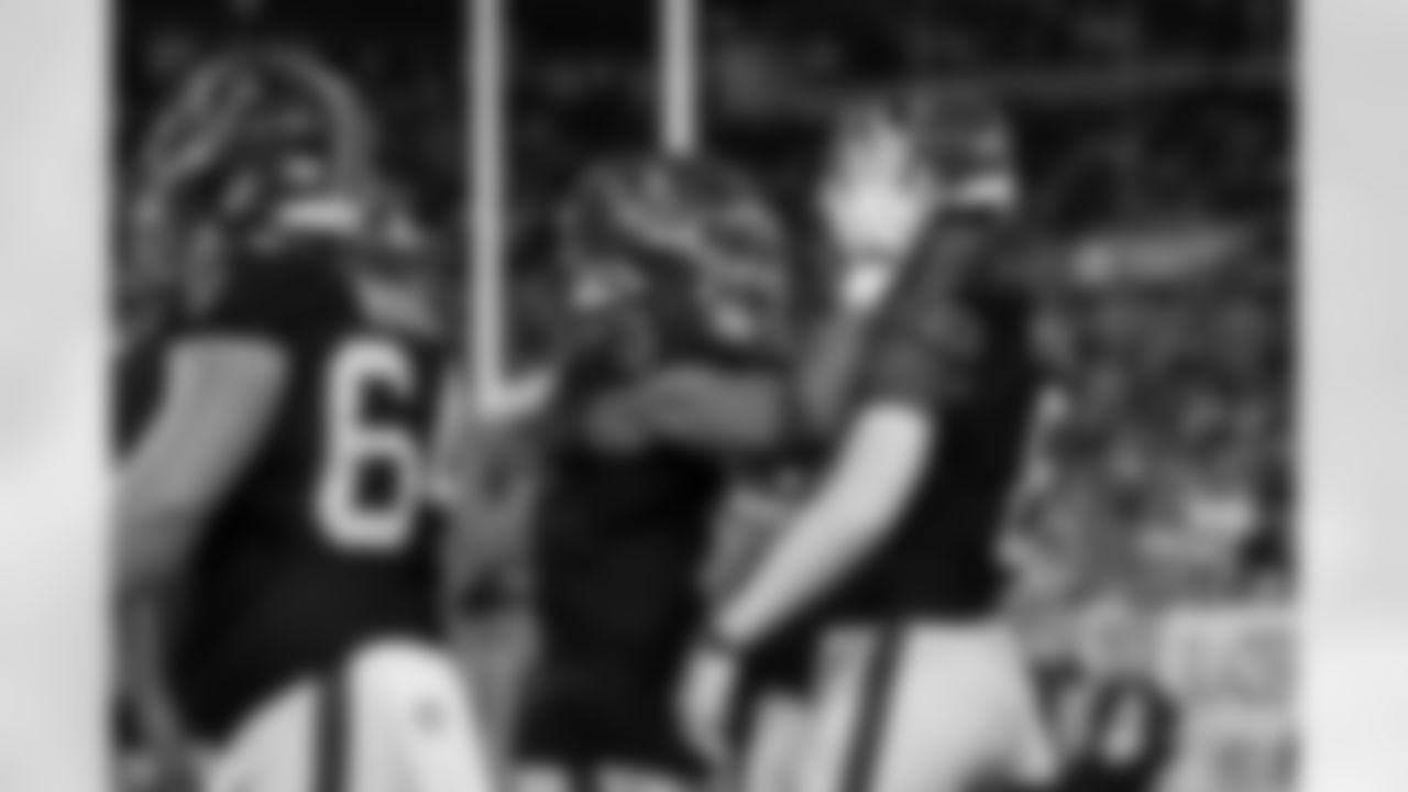 Atlanta Falcons tight end Kyle Pitts Sr. #8 celebrates after a touchdown during the Week 15 Game against the Tampa Bay Buccaneers at Raymond James Stadium in Tampa, Florida on Thursday, December 11, 2025. (Photo by Taylor McLaughlin/Atlanta Falcons)