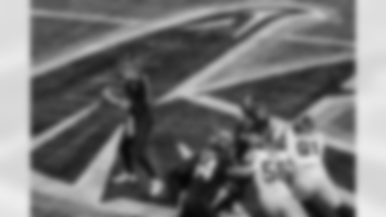 Atlanta Falcons quarterback Kirk Cousins #18 looks tot throw the ball during the Week 14 Game against the Seattle Seahawks at Mercedes-Benz Stadium in Atlanta, Georgia on Sunday, December 7, 2025. (Photo by Matthew Grimes/Atlanta Falcons)