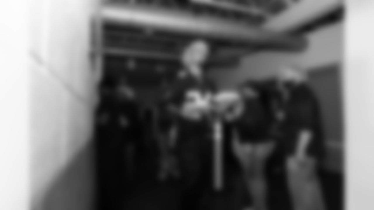 Scenes from AJ Terrell Jr.'s Atlanta Mission Dinner at Atlanta Mission: The Shepherd's Inn in Atlanta, Ga. on Tuesday, November 25, 2025. (Photo by Steven Burroughs/Atlanta Falcons)