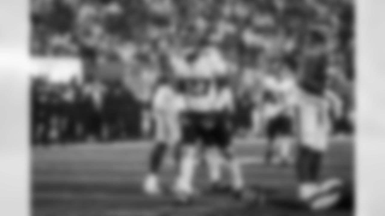 Atlanta Falcons edge rusher James Pearce Jr. #27 celebrates after a sack during the Week 13 Game against the New York Jets at Metlife Stadium in East Rutherford, New Jersey on Sunday, November 30, 2025. (Photo by Jay Bendlin/Atlanta Falcons)
